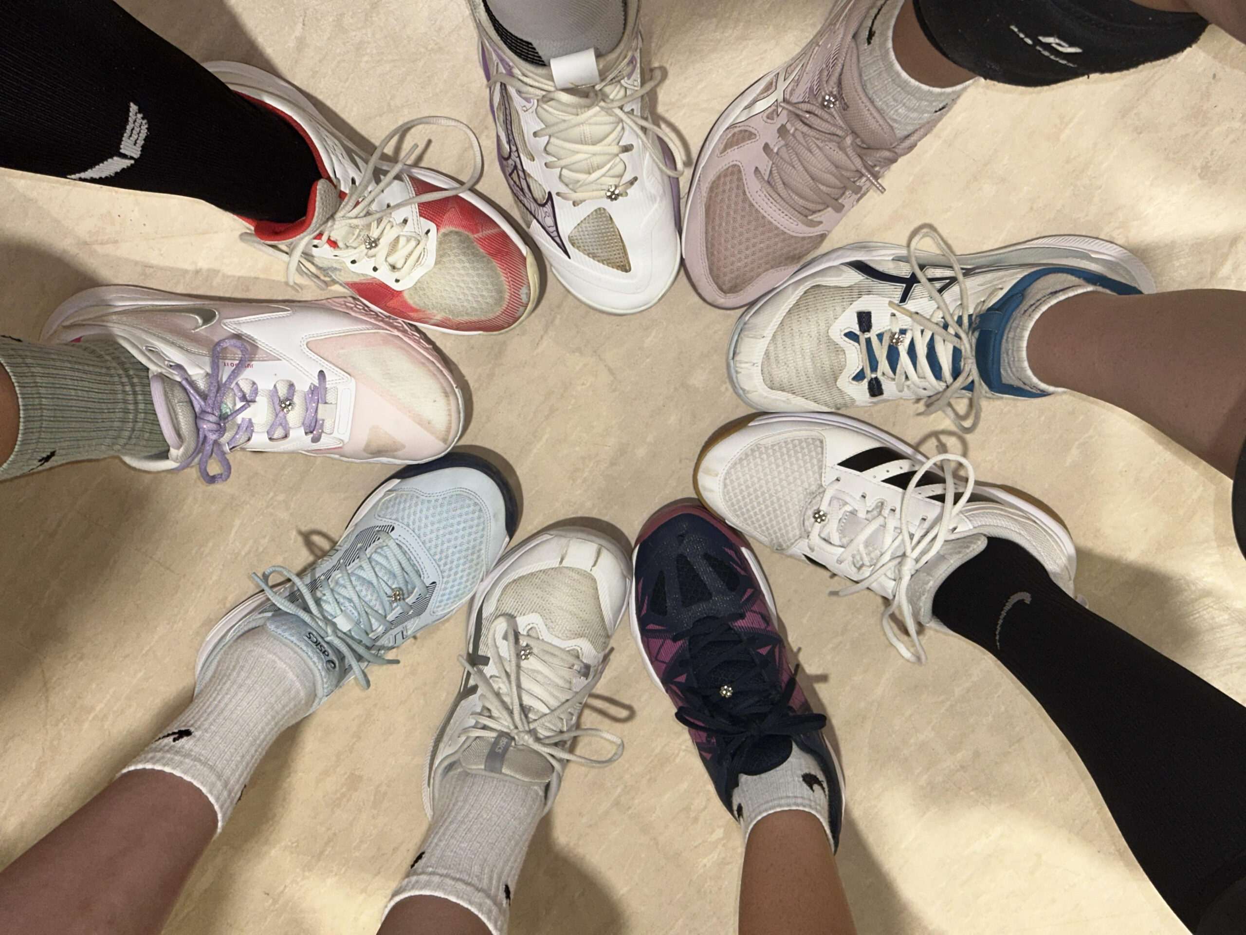 9 Sportschuhe in Sternform