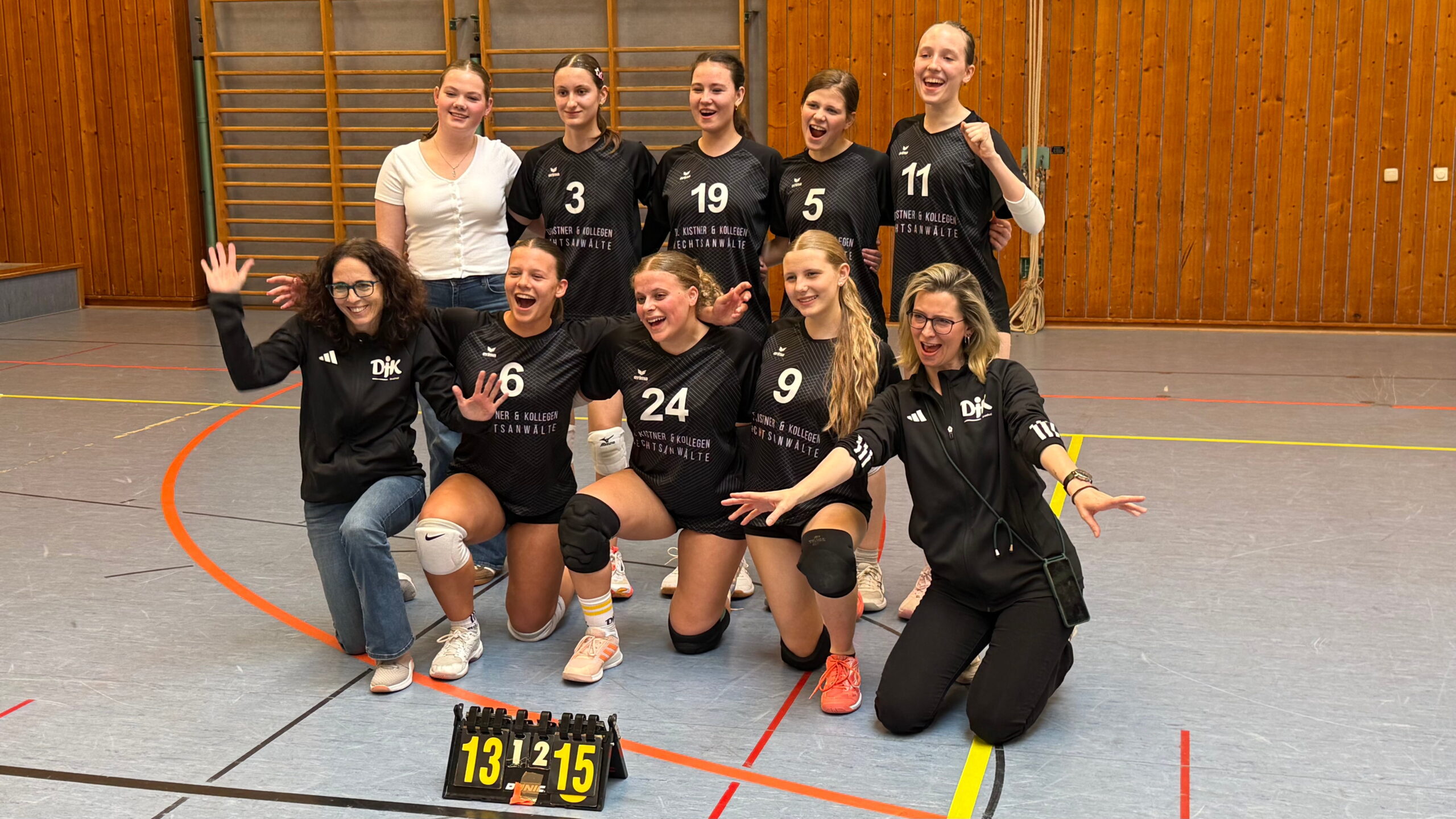 Mannschaftsbild U18 Volleyballerinnen